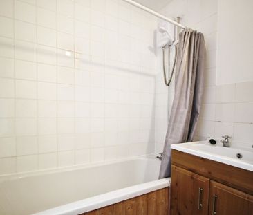 Sumpter Pathway, Hoole - Photo 3