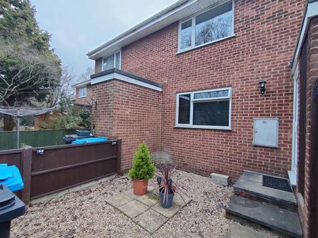 1 bedroom property to rent - Photo 3