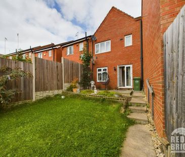 3 bedroom semi-detached house to rent - Photo 1