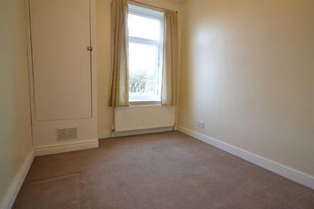 3 bed House - Terraced for Rent - Photo 5