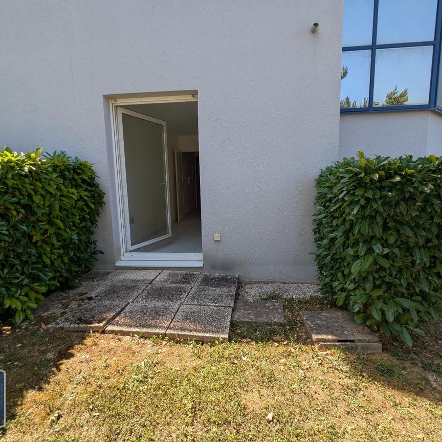 Location Appartement 1 pièce 19m² FONTAINE LES DIJON 21121 - Photo 1