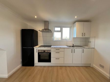 Hayes End Drive, Hayes, UB4 8HE - Photo 5