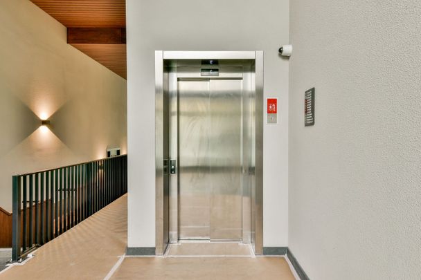 Appartement te huur: Rijnlandlaan 271 1062 MX Amsterdam - Photo 1