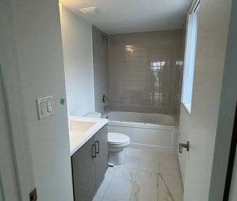 HWY7/JANE Brand New Modern 3Bdrm Corner Townhouse Near Subway, School - Photo 4