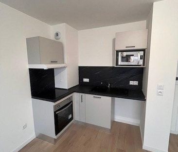 BEAU T2 AVEC TERRASSE ET PARKING - Photo 5