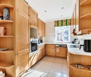Holloway Drive, Virginia Water, GU25 - Photo 5