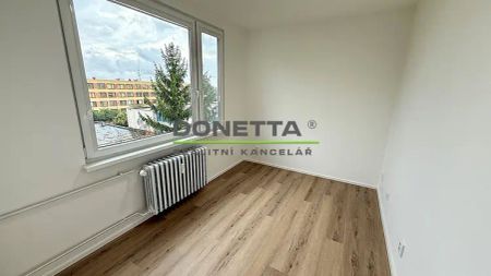 Pronájem bytu 2+kk, po rekonstrukci, 42 m - Fotografie 2