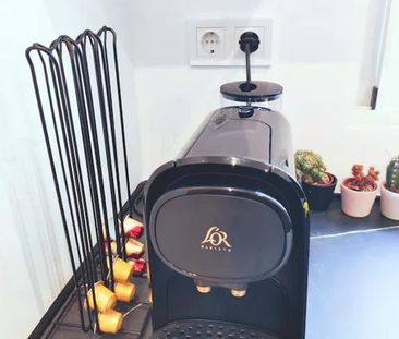 Carrer de lArquitecte Alfaro, Valencia, Valencian Community 46011 - Photo 2