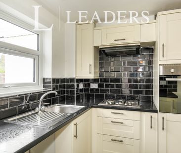 3 bedroom house to rent Tyne Way, Newcastle, ST5 - Photo 5