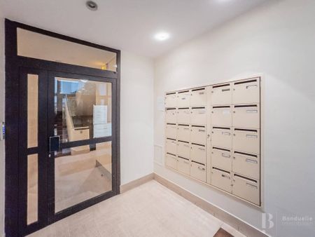 Rental Apartment Paris 8th Madeleine - Photo 4