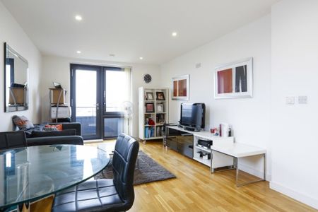 2 bedroom flat to rent - Photo 3