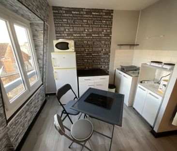 Location Appartement 1 pièce 19m² BOURGES 18000 - Photo 4
