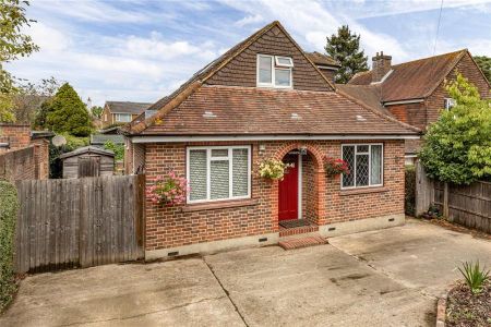 4 bedroom detached house to rent - Photo 4