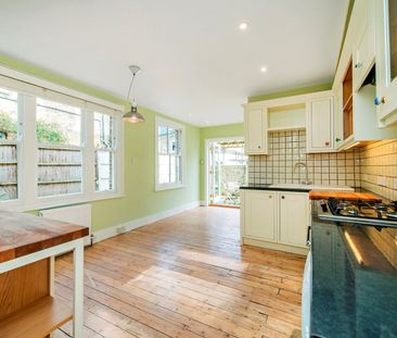 2 Bed Maisonette, Cowley Road, SW14 - Photo 5