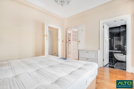 3 bedroom flat to rent - Photo 4