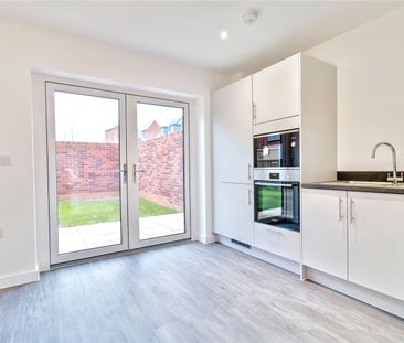 3 bedroom house to rent Elder Drive, Houghton Regis, Dunstable, Bed... - Photo 5