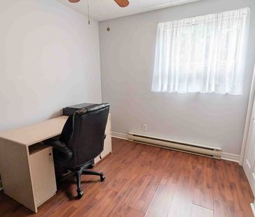 Modern Main Floor 2 Bedroom Apartment with Patio Space! - Photo 6