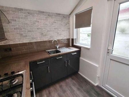 Devon Street, Barrow-in-furness, LA13 - Photo 2