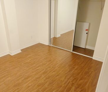 For Lease - 4594 Bismark Crescent, Mississauga, Ontario - Photo 5