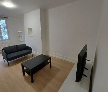 Location Appartement 2 pièces 44m² - Photo 6