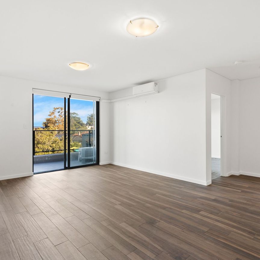 South Hurstville - Photo 1