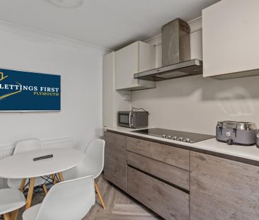 3 bedroom apartment to rent - Photo 5