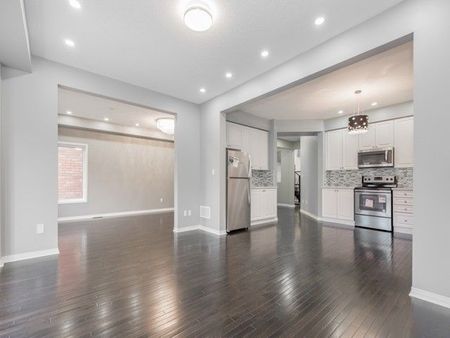 For Lease - 25 Locarno Street, Brampton, Ontario - Photo 2