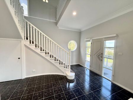 2 Majella Close, Eleebana - Photo 2