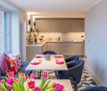 Room in a Shared Flat, Augustus Road, SW19 - Photo 5