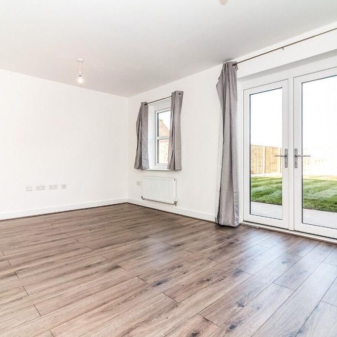 3 Bed Semi-Detached House, Holland Street, M40 - Photo 1