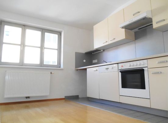 RESERVIERT Universitätsviertel: WG-taugliche 2 Zimmerwohnung mit extra Küche für Studierende - Photo 1