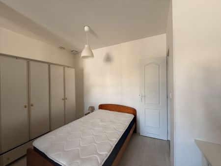 Location Appartement 1 pièce 23m² BORDEAUX 33100 - Photo 2