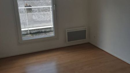 Appartement T3 - terrasse - parking - Résidence La Fontaine - Photo 4