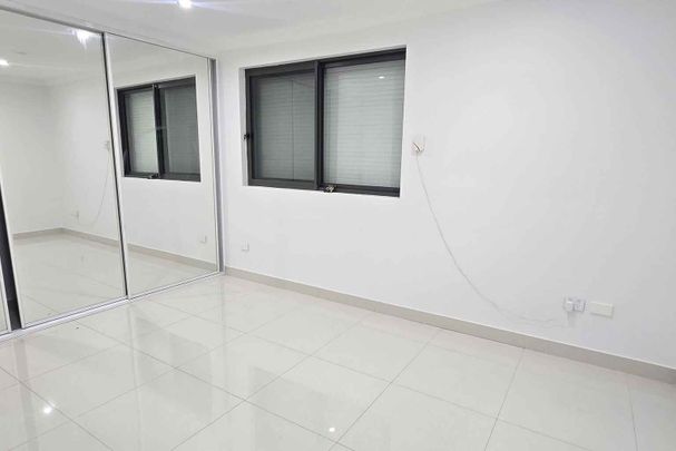 51 Sturt Avenue Georges Hall - Photo 1