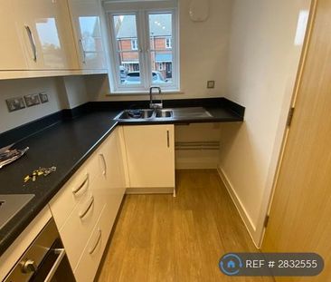 2 bedroom terraced house to rent - Photo 1