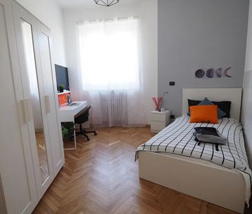 Corso Germano Sommeiller, Turin, Piedmont 10128 - Photo 2