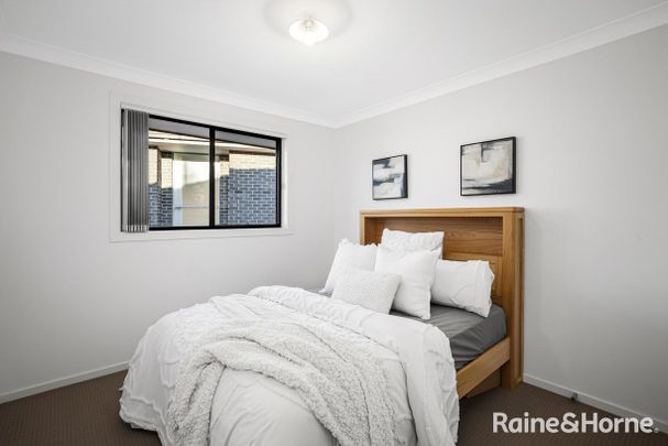 Spacious Family Home in Box Hill - Photo 1