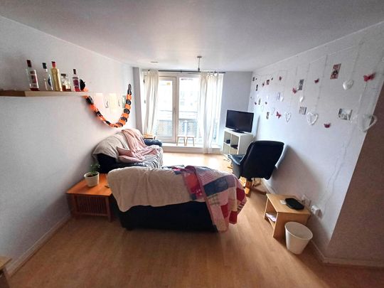 Aspect 14, Elmwood Lane, Leeds, LS2 8WG - Photo 1