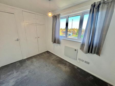 2 bedroom terraced house to rent - Photo 3
