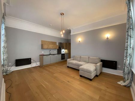 2 bedroom apartment to rent - Photo 2
