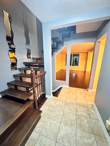 For Lease - 238 Royal Salisbury Way, Brampton, Ontario - Photo 3