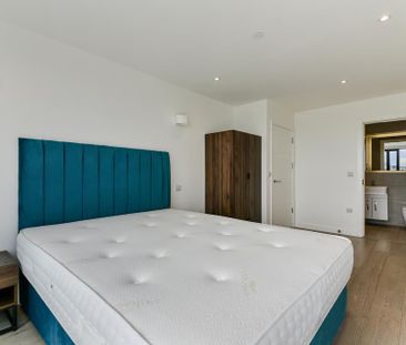 2 bedroom penthouse to rent - Photo 5