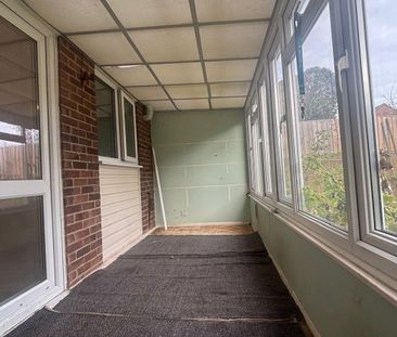 Stirling Close, Berkshire, SL4 - Photo 2