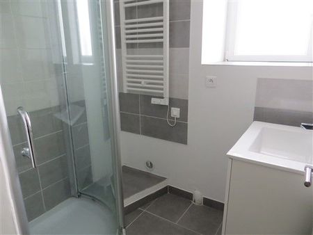 Location Appartement 3 pièces 78m² EGLETONS 19300 - Photo 4