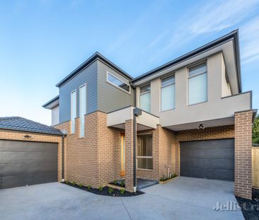 Modern Comfort Meets Low Maintenance Living - Photo 5