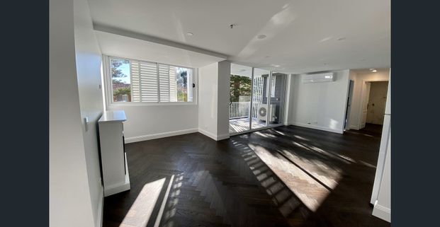 Stunning Luxury Apartment - Photo 1