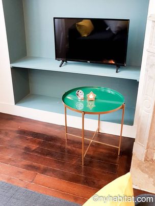 Logement à Paris, Location meublée - Photo 1