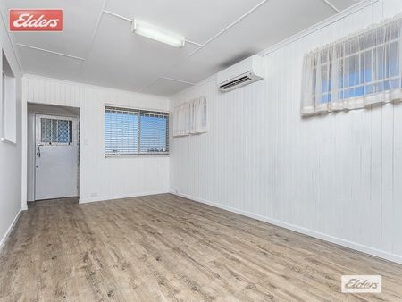 Modern and Spacious Marvel - Photo 2