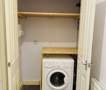 Queensway, Bletchley - Two Bedroom Apartment - Photo 4