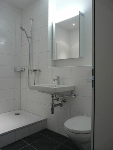 2 Zimmer, 2. Stock - Photo 4